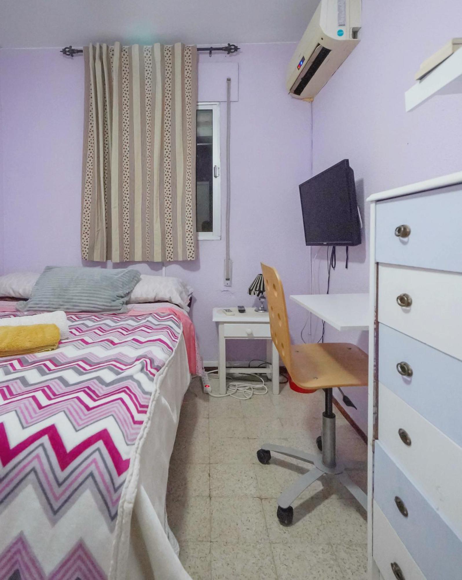 Habitaciones Privadas Con Cama Doble En Sevilla Exterior foto