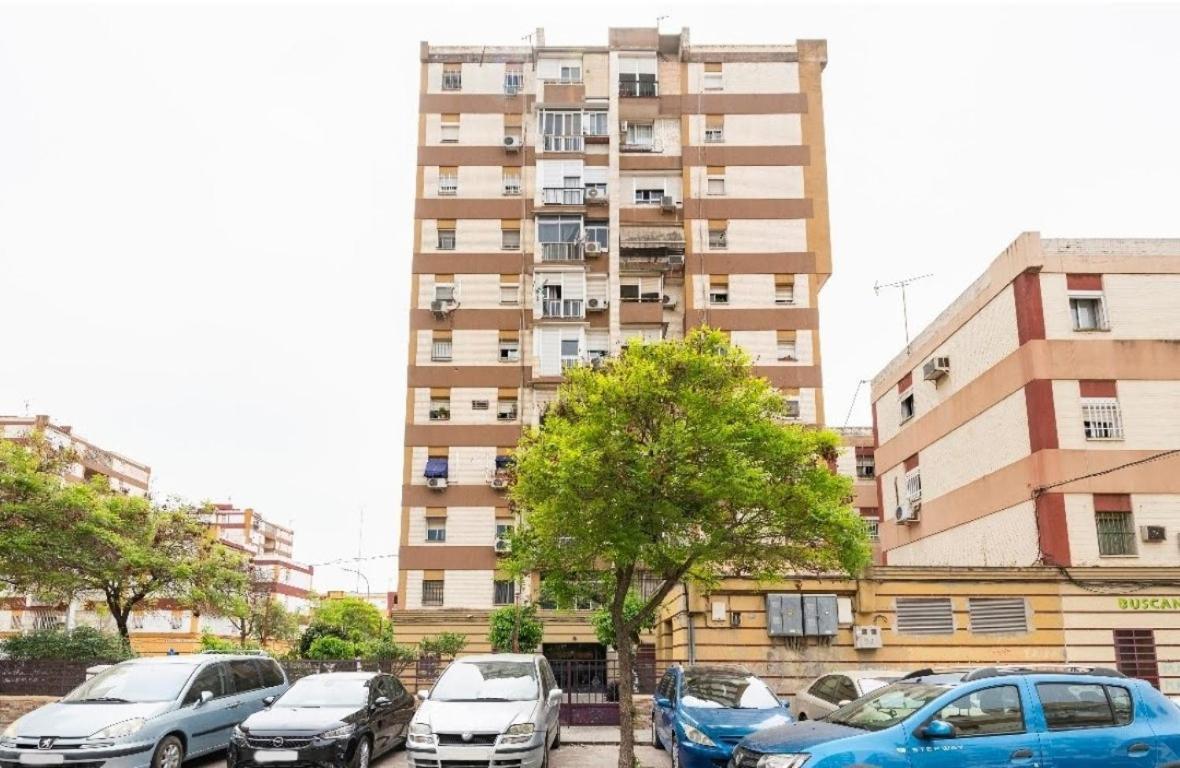 Habitaciones Privadas Con Cama Doble En Sevilla Exterior foto