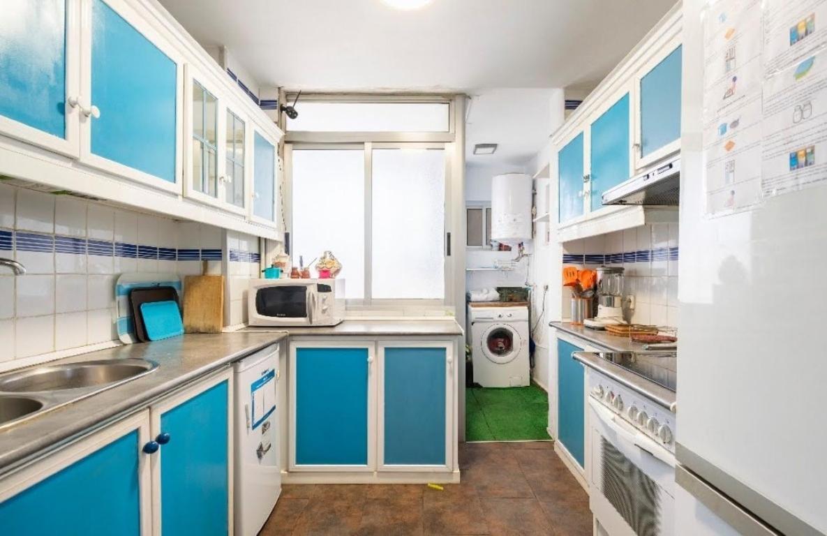 Habitaciones Privadas Con Cama Doble En Sevilla Exterior foto